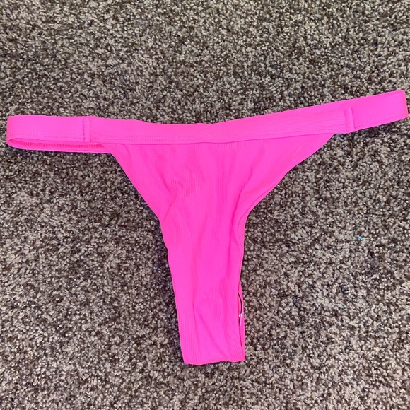 BIKINI BOTTOMS - Picture 2 of 3